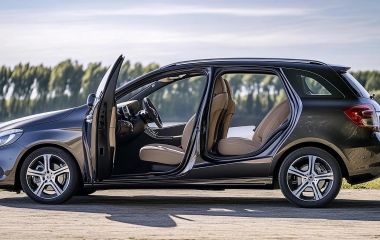 Mercedes B 180 CDI 2015 — Компактный и стильный универсал