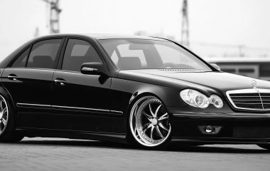 Mercedes E250: Элегантность и мощь в каждом движении